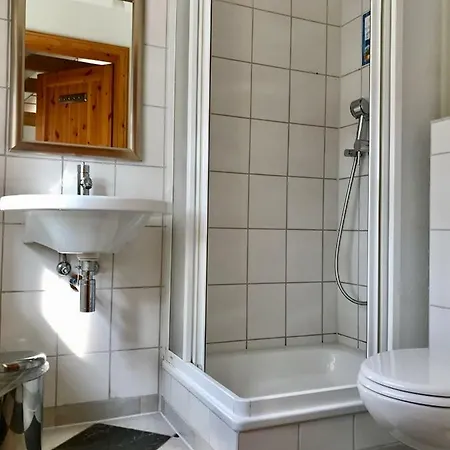 Kleines Haus Am Hafen - Ruhig Und Gruen Am Ortsrand 프레로