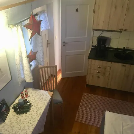 Kleines Haus Am Hafen - Ruhig Und Gruen Am Ortsrand 프레로