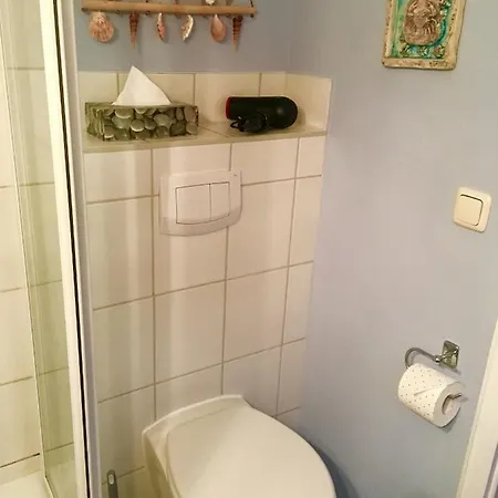 펜션 Kleines Haus Am Hafen - Ruhig Und Gruen Am Ortsrand 프레로